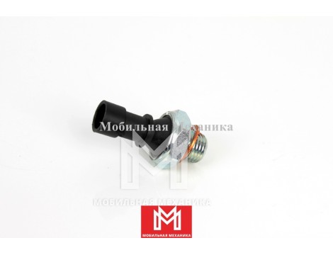 Датчик давления масла 8903360390